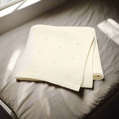 couverture-bebe-tricot-variante-beie