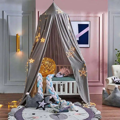 ciel de lit bebe gris dans une chambre cocon féerique