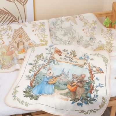 Couverture bébé vec des motifs jolies et colorés 
