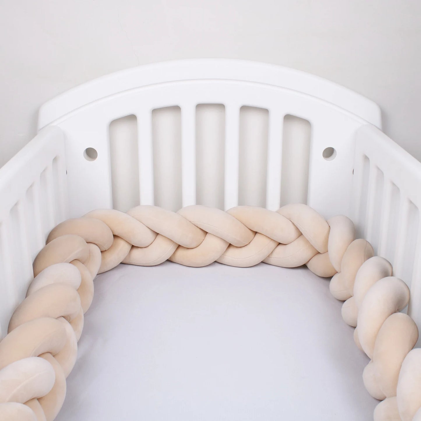 tresse-de-lit-bebe-beige-claire