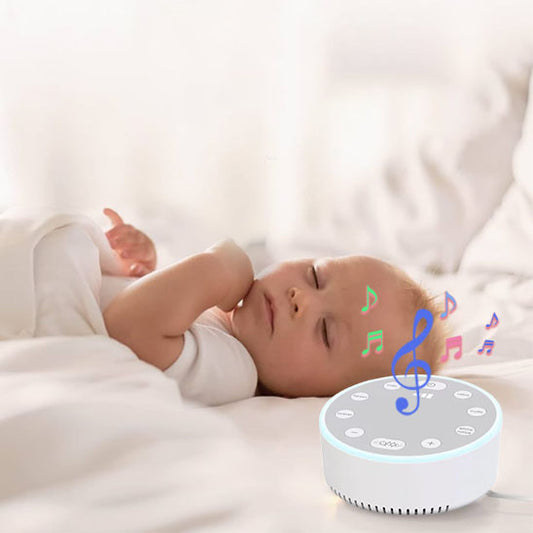 bébé qui dort paisiblement à côté de la veilleuse bruit blanc